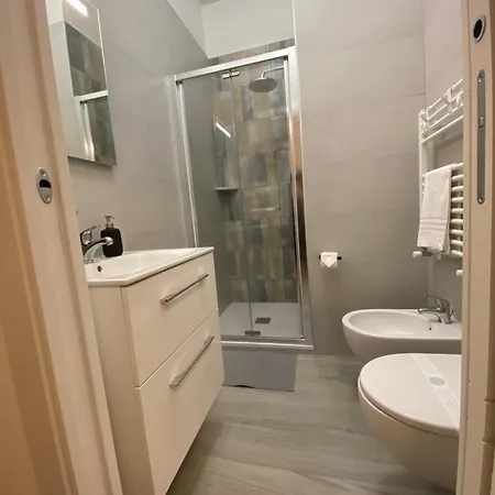 Centro Citta' Softrooms-metro' A 1 Metro 4*