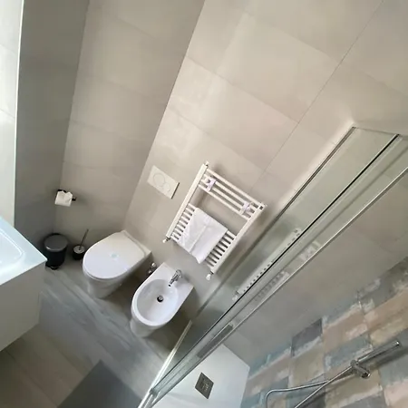 Centro Citta' Softrooms-metro' A 1 Metro